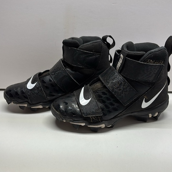 Kids Nike Cleats Black Youth Size 2.5 Velcro Strap - Picture 2 of 9